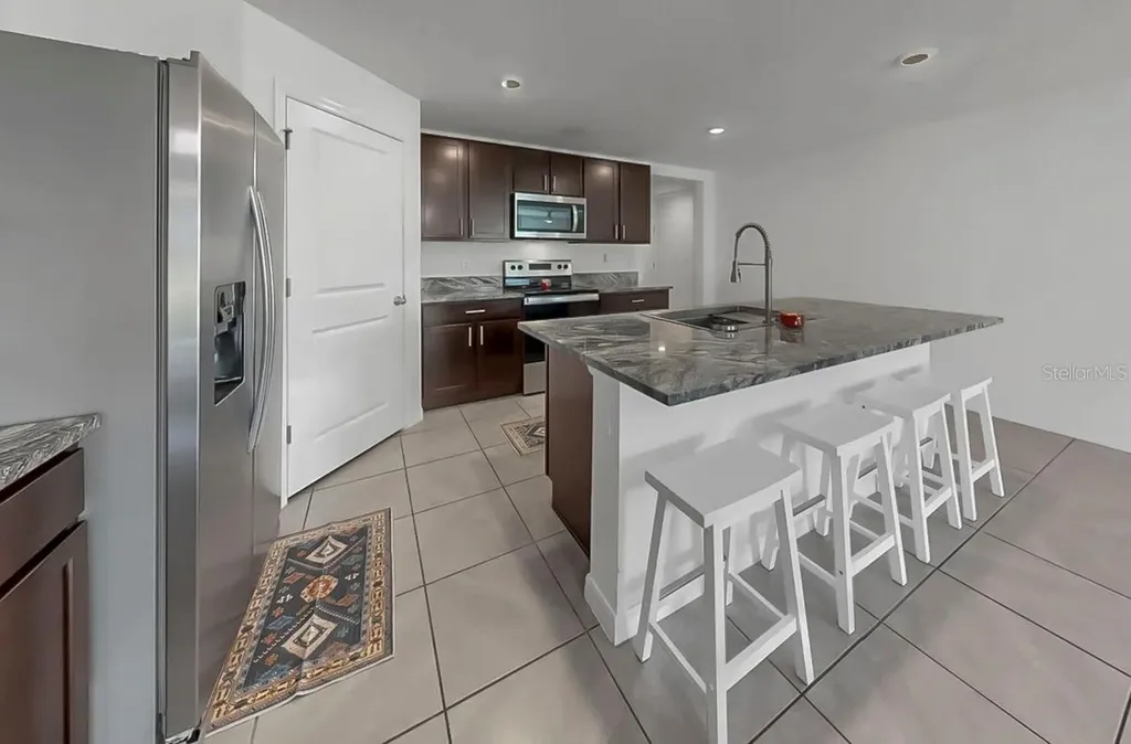 3281 Silver Date Drive Wimauma FL 33598