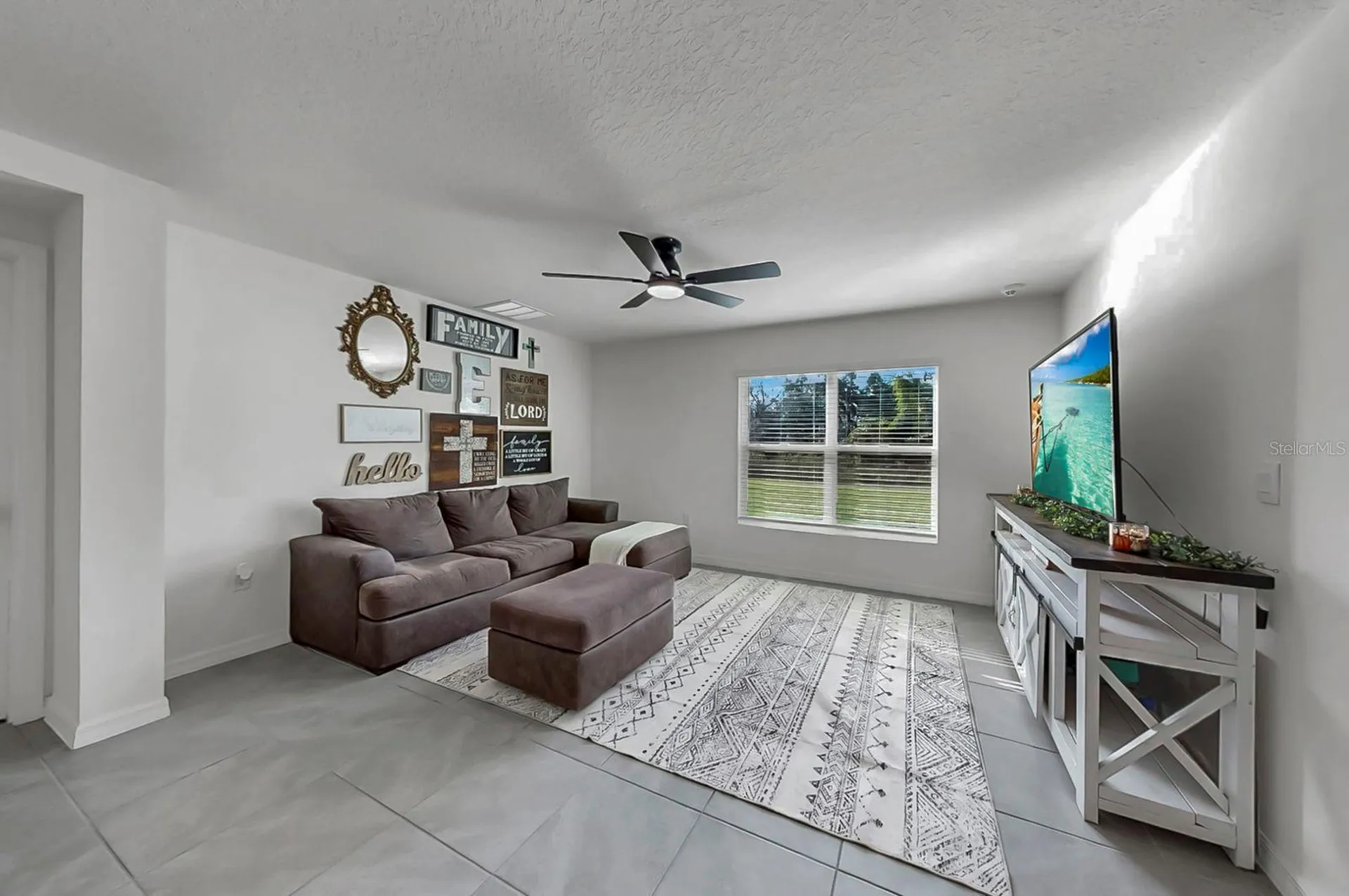 3281 Silver Date Drive Wimauma FL 33598