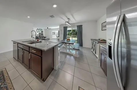 3281 Silver Date Drive Wimauma FL 33598