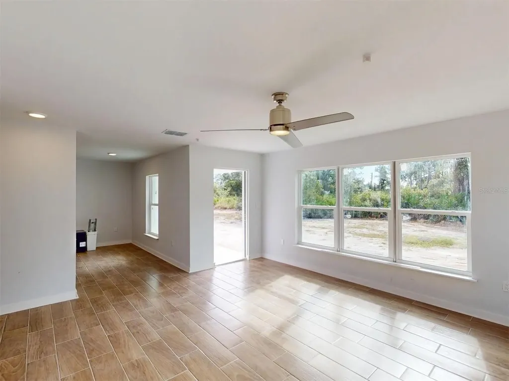 1215 Capricorn Boulevard Punta Gorda FL 33983