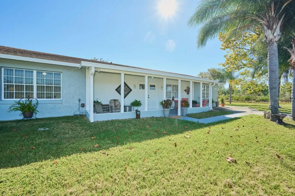 2471 Park Avenue Indian Lake Estates FL 33855
