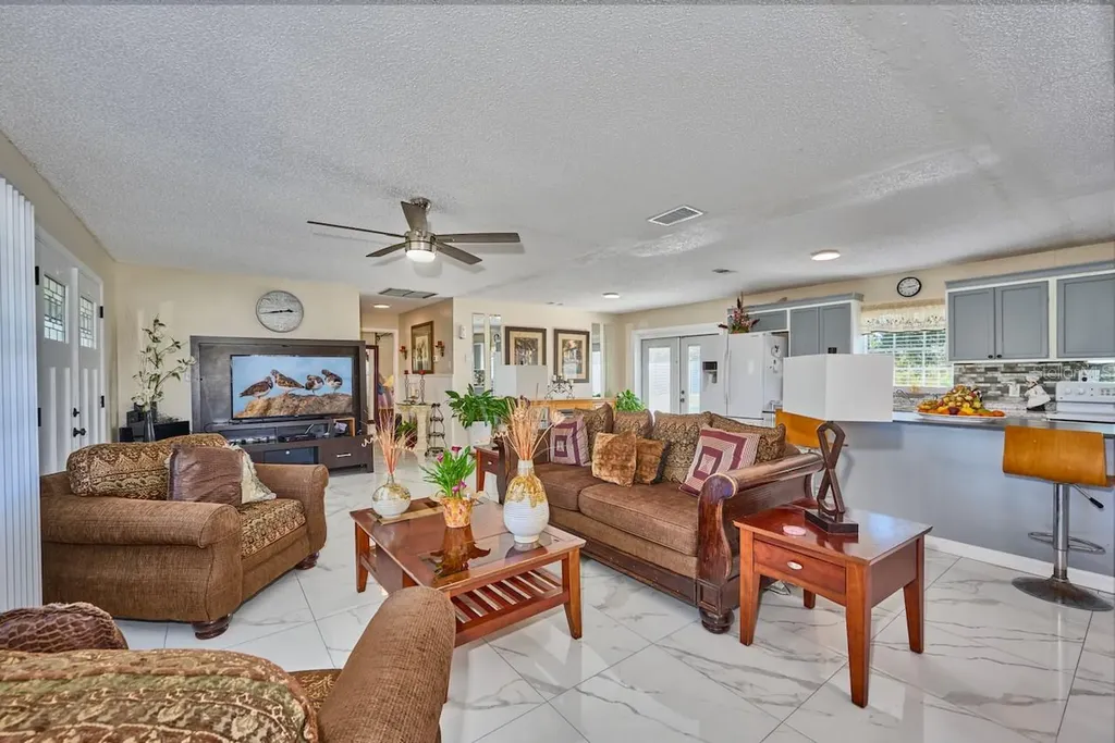 2471 Park Avenue Indian Lake Estates FL 33855