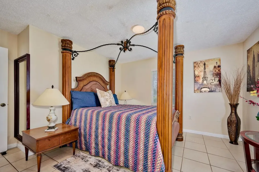 2471 Park Avenue Indian Lake Estates FL 33855