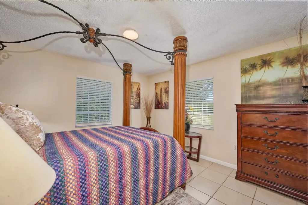 2471 Park Avenue Indian Lake Estates FL 33855