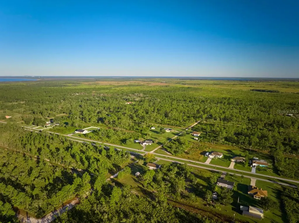 2471 Park Avenue Indian Lake Estates FL 33855