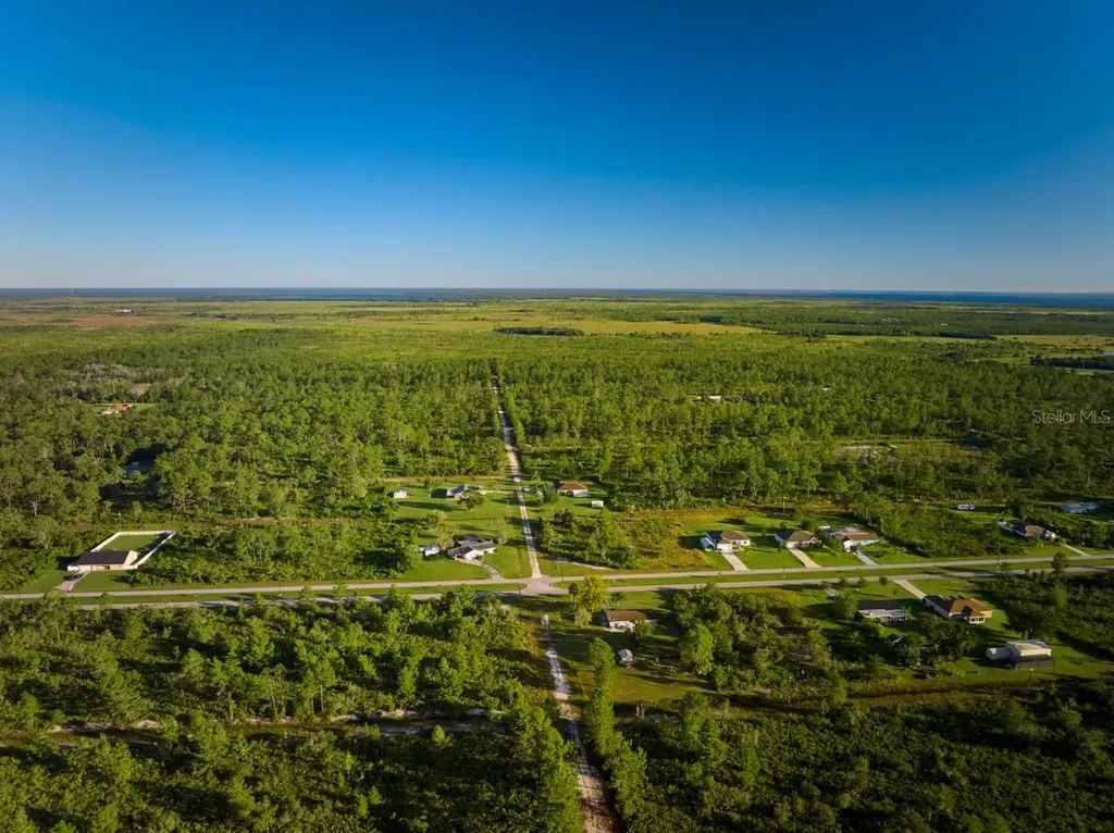 2471 Park Avenue Indian Lake Estates FL 33855
