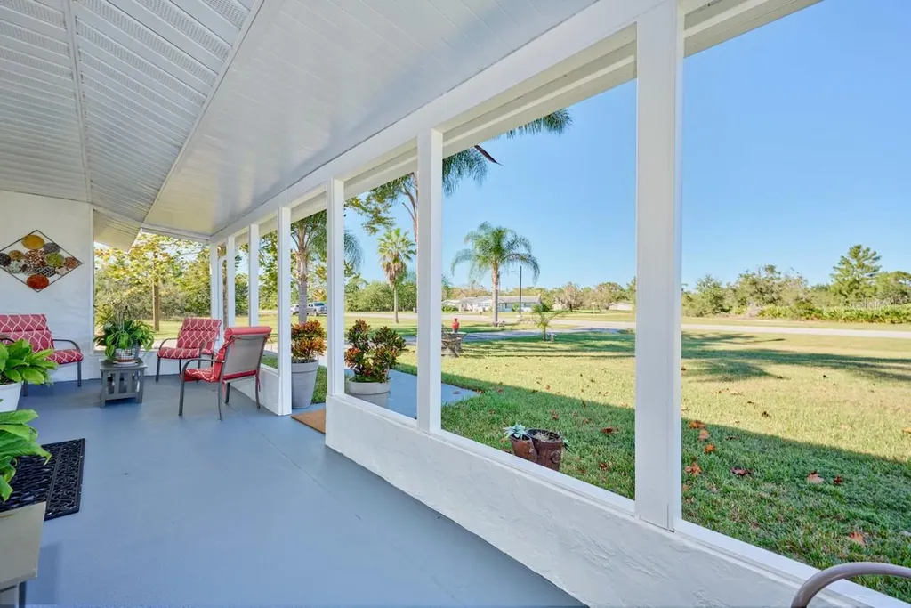 2471 Park Avenue Indian Lake Estates FL 33855