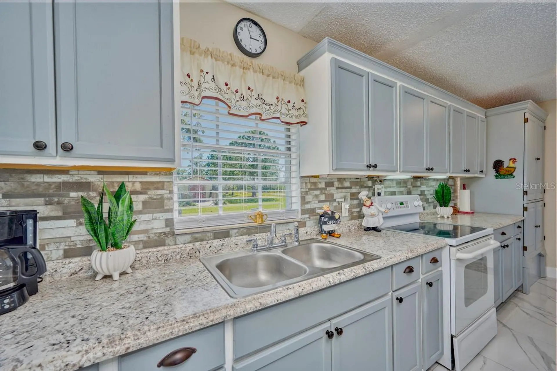 2471 Park Avenue Indian Lake Estates FL 33855