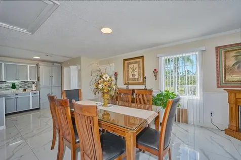 2471 Park Avenue Indian Lake Estates FL 33855