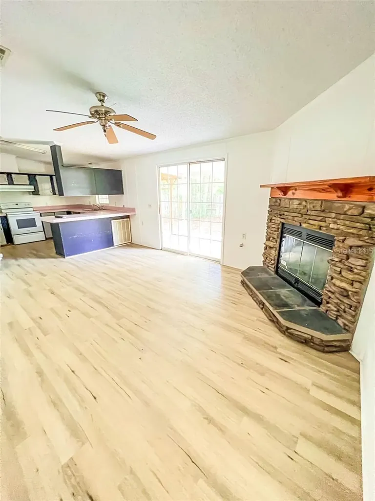 24274 NW 190th Avenue High Springs FL 32643