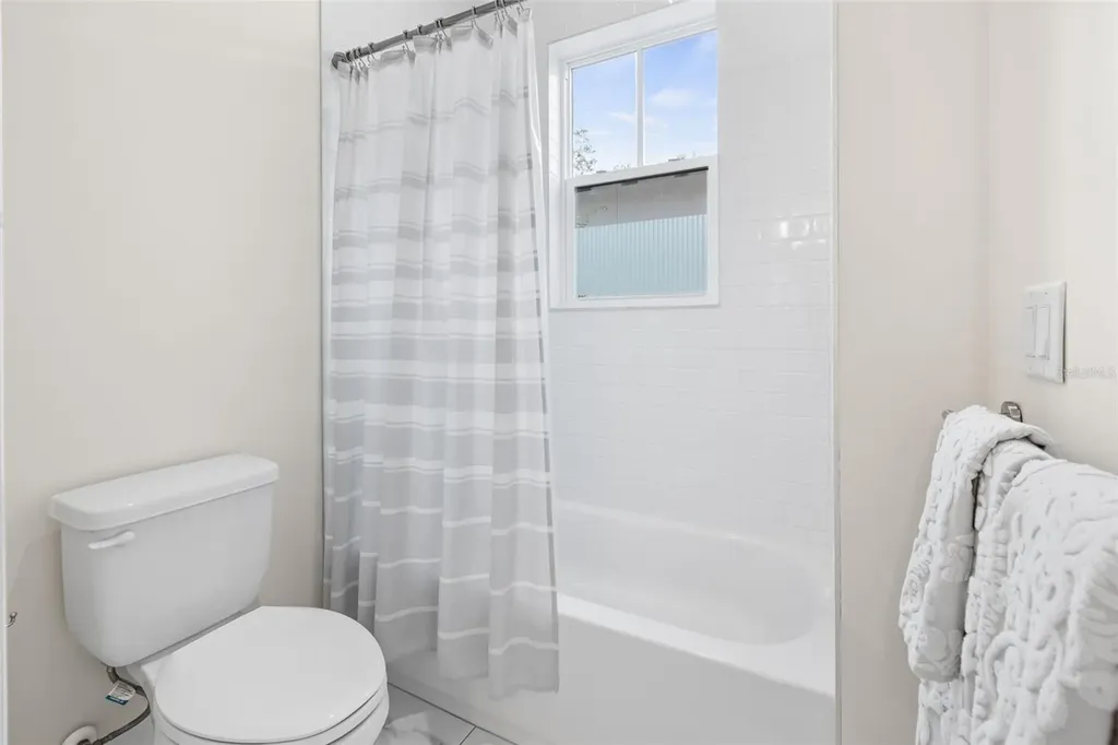 319 12th Avenue NE St Petersburg FL 33701