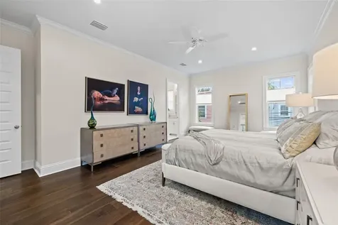 319 12th Avenue NE St Petersburg FL 33701