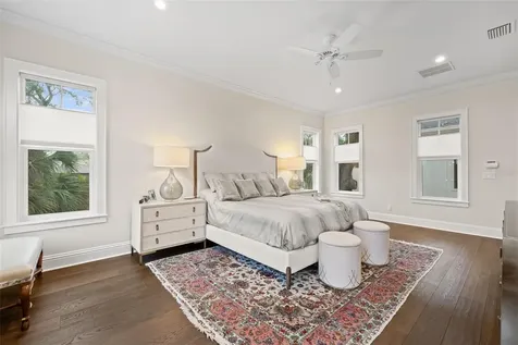 319 12th Avenue NE St Petersburg FL 33701