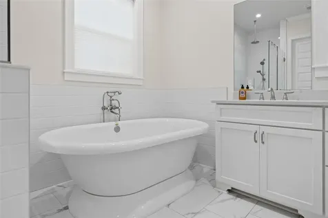 319 12th Avenue NE St Petersburg FL 33701