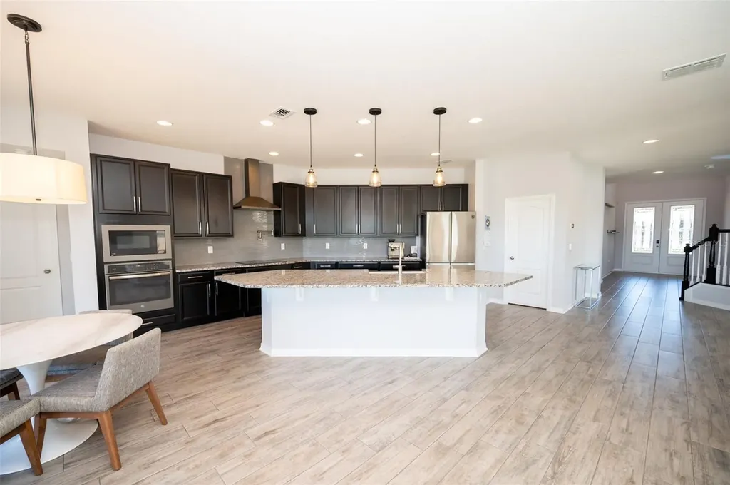 869 White Rose Way Oviedo FL 32765