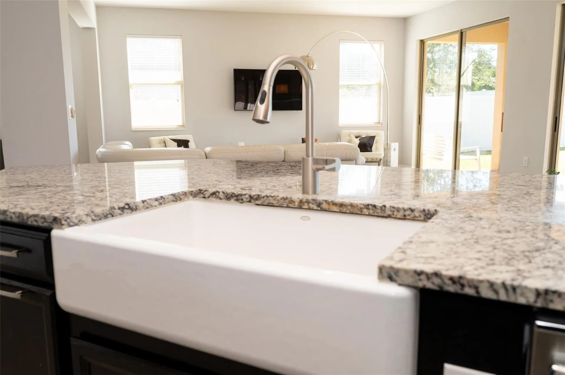 869 White Rose Way Oviedo FL 32765