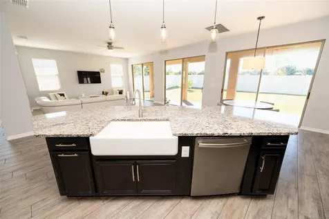 869 White Rose Way Oviedo FL 32765