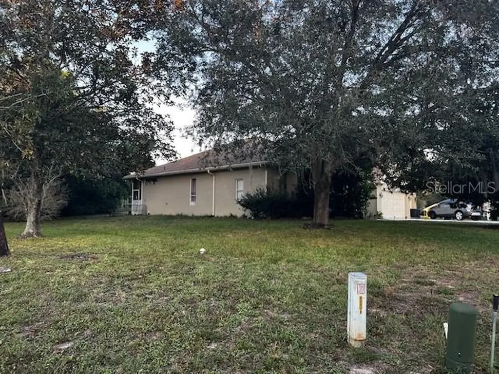 1 Graytwig Court W Homosassa FL 34446