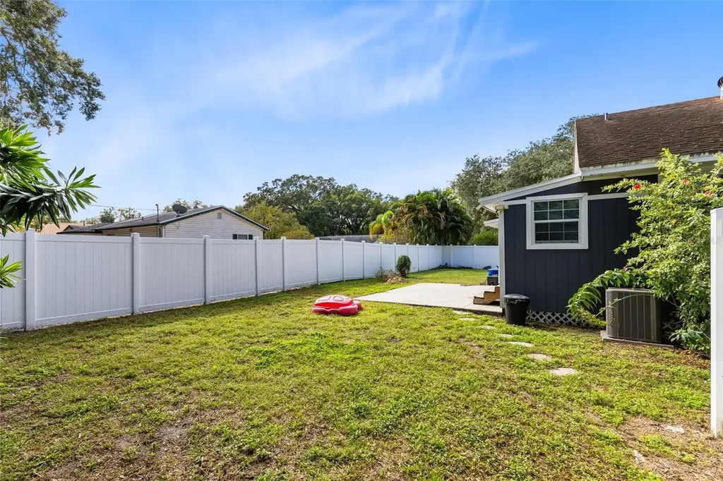 701 E 25th Street Sanford FL 32771