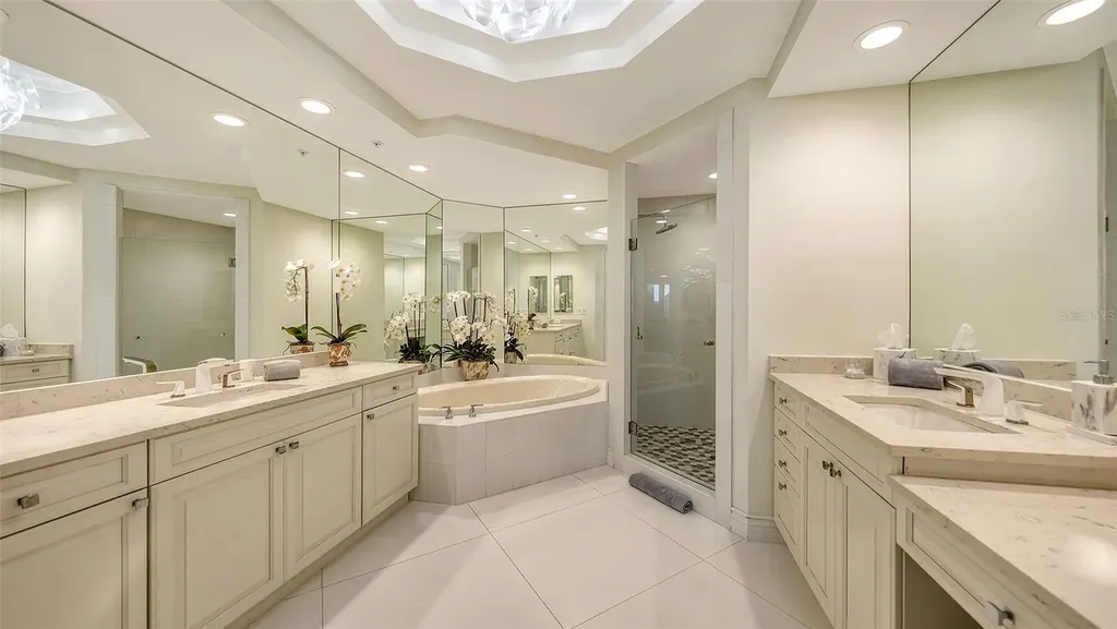35 Watergate Drive Sarasota FL 34236
