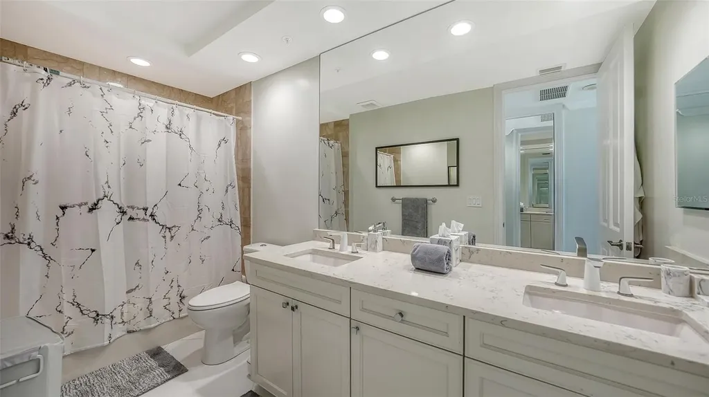 35 Watergate Drive Sarasota FL 34236