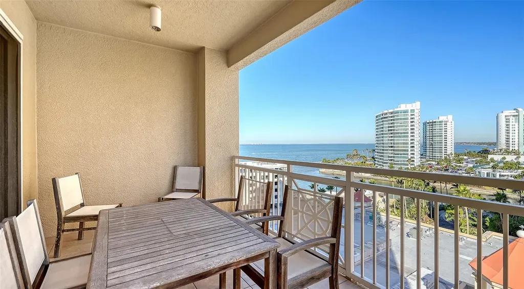 35 Watergate Drive Sarasota FL 34236