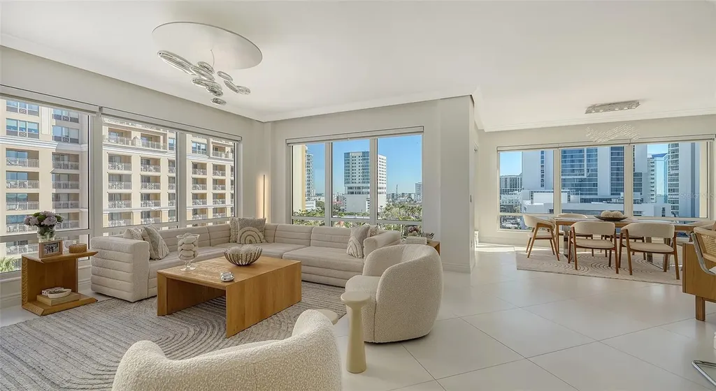 35 Watergate Drive Sarasota FL 34236