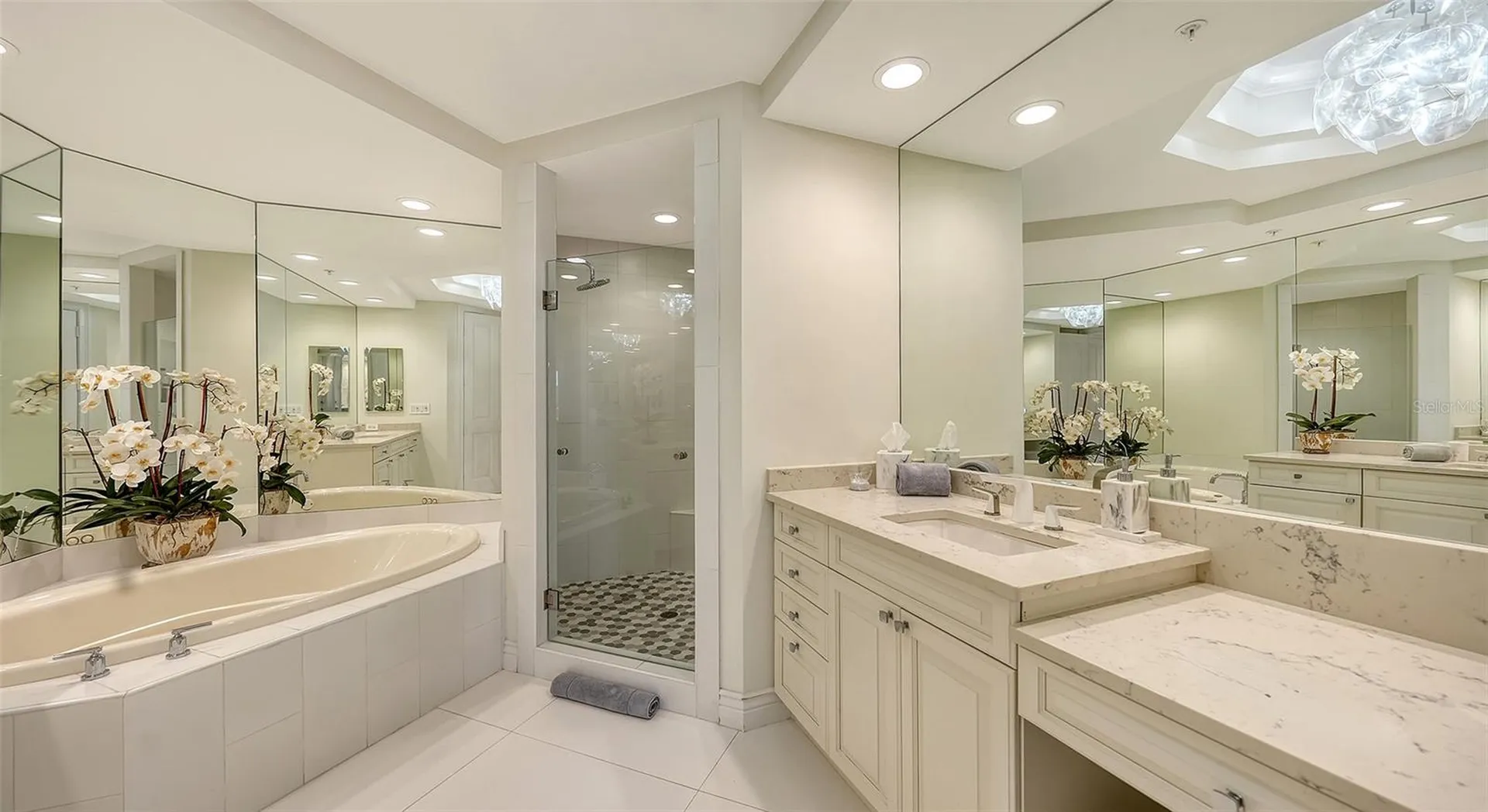 35 Watergate Drive Sarasota FL 34236