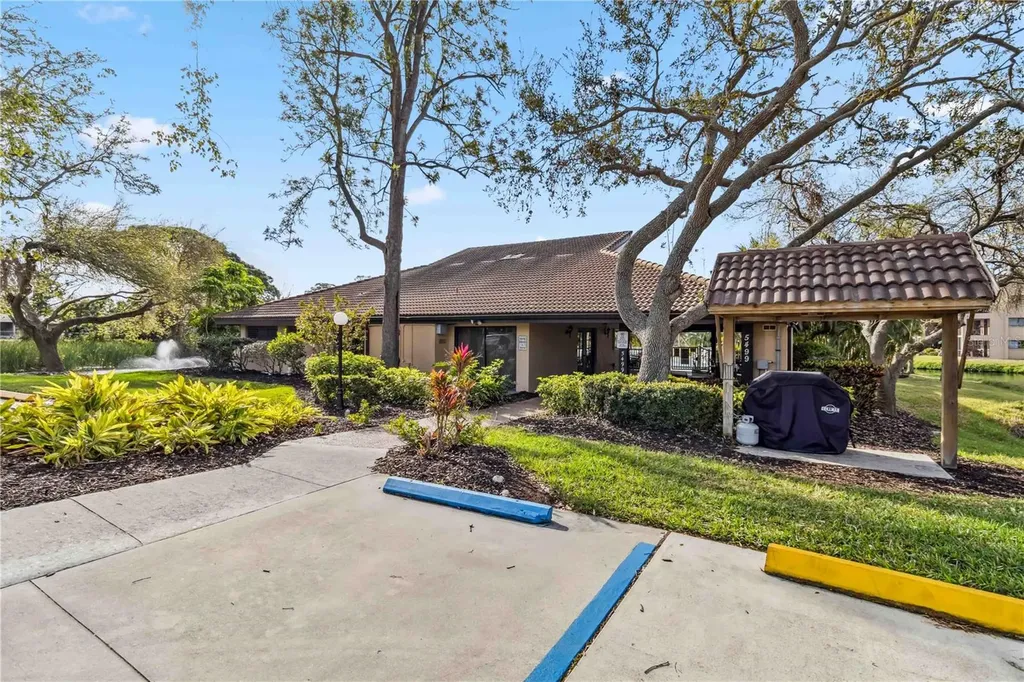 5705 Ashton Way Sarasota FL 34231