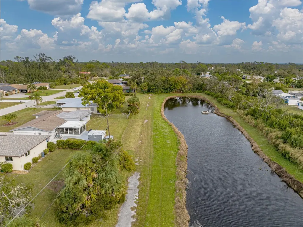 Stratford 1b Road Englewood FL 34223