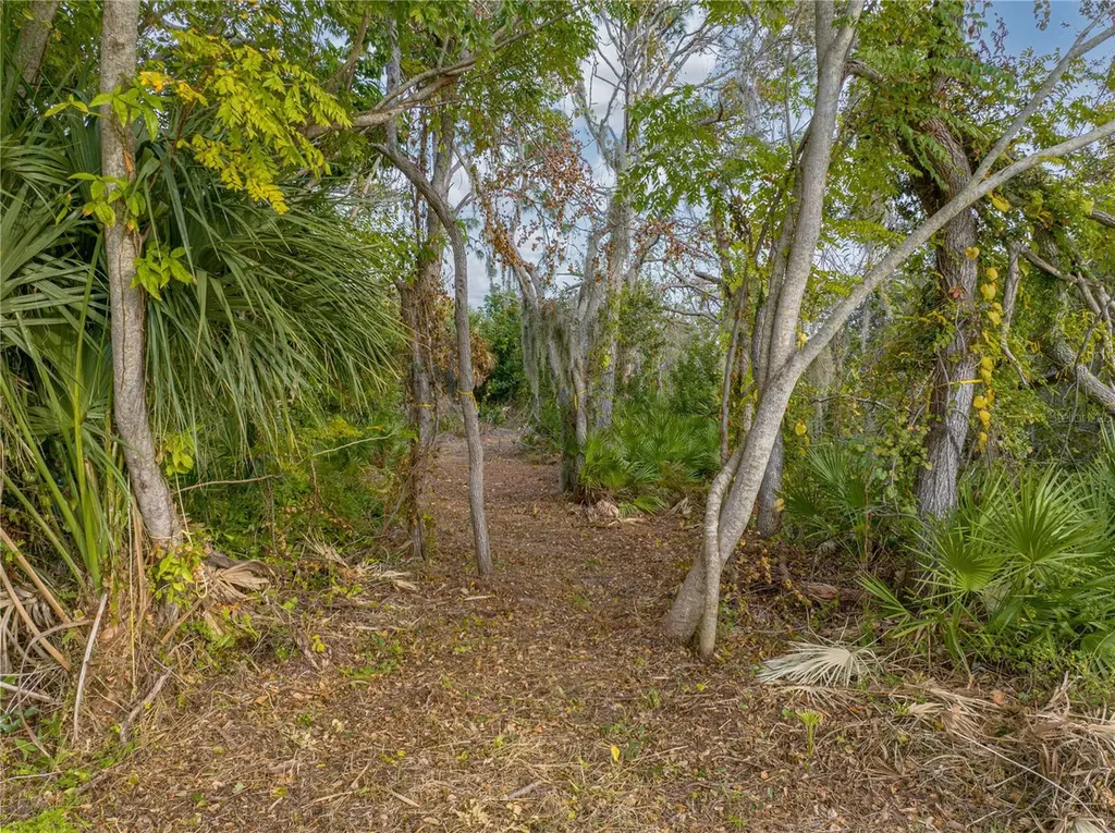 Stratford 1b Road Englewood FL 34223