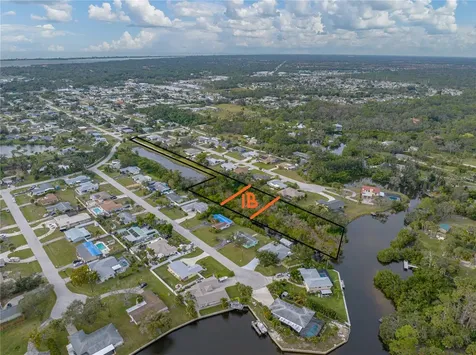 Stratford 1b Road Englewood FL 34223