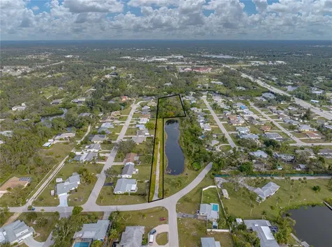 Stratford 1b Road Englewood FL 34223
