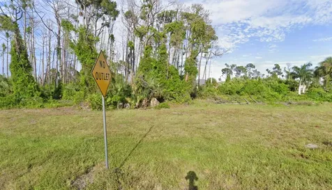 285 Rotonda Boulevard S Rotonda West FL 33947