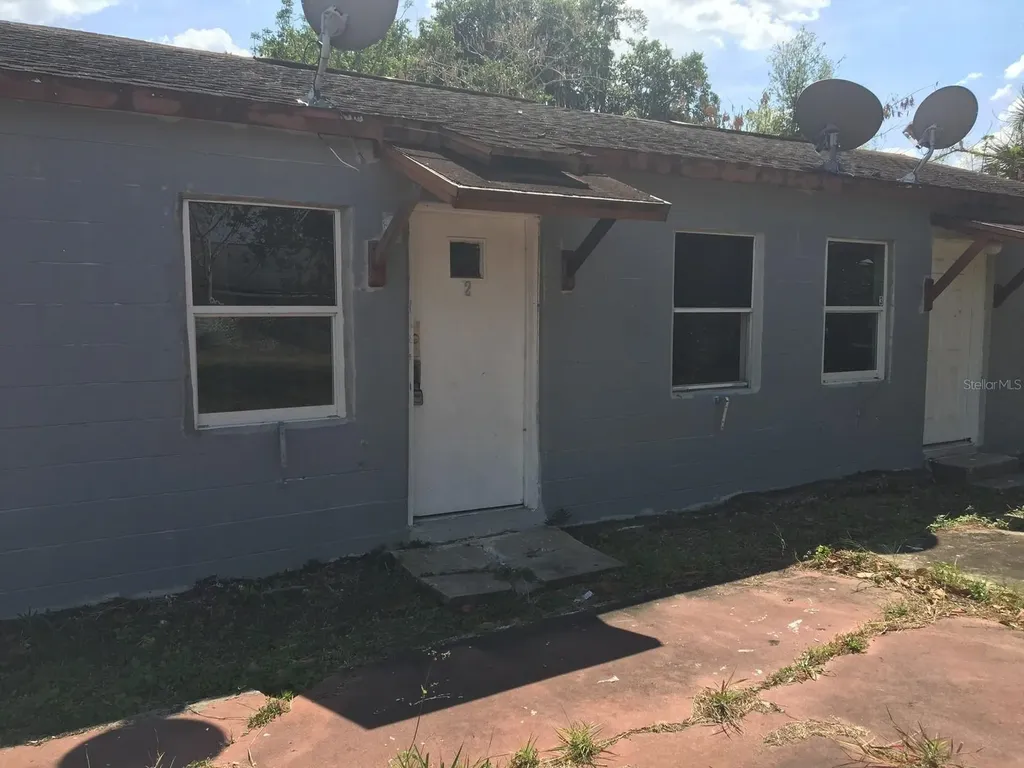 131 B Street Lake Wales FL 33853
