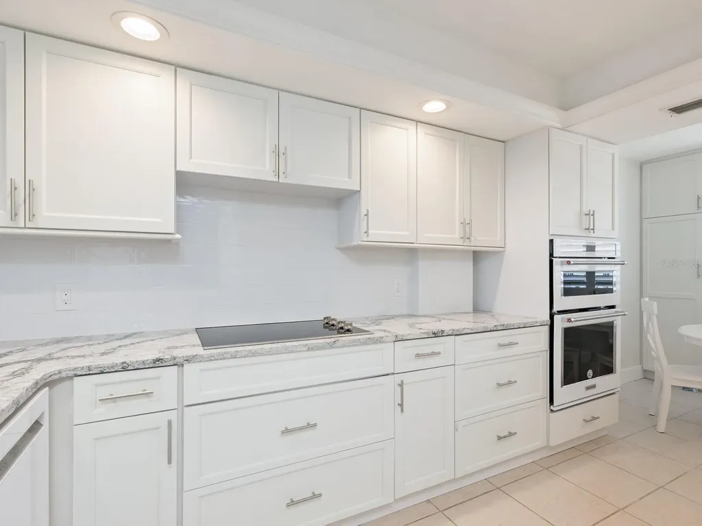 5880 Midnight Pass Road Sarasota FL 34242