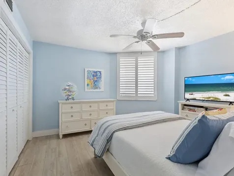 5880 Midnight Pass Road Sarasota FL 34242