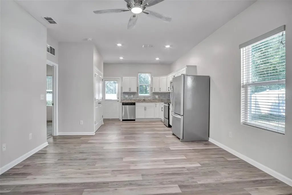 1096 Cades Cove Way Deland FL 32720