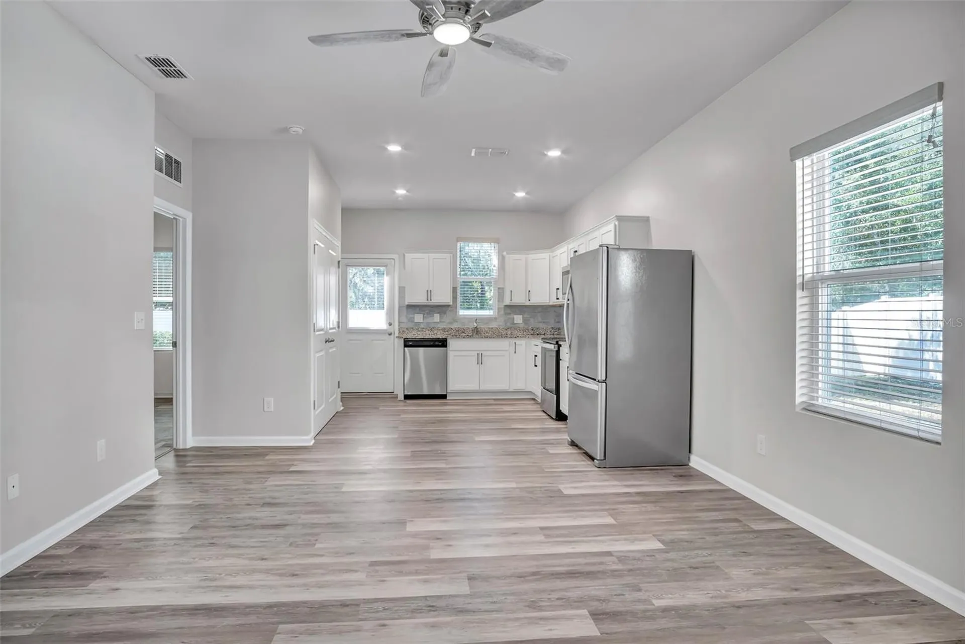 1096 Cades Cove Way Deland FL 32720