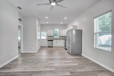 1096 Cades Cove Way Deland FL 32720