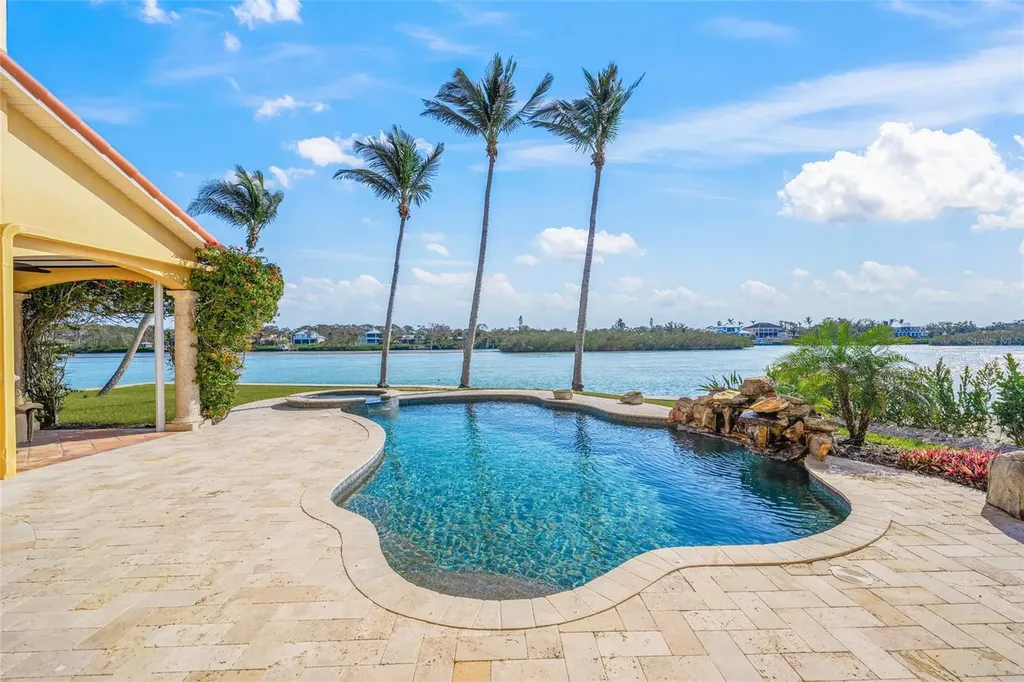 929 Casey Cove Drive Nokomis FL 34275