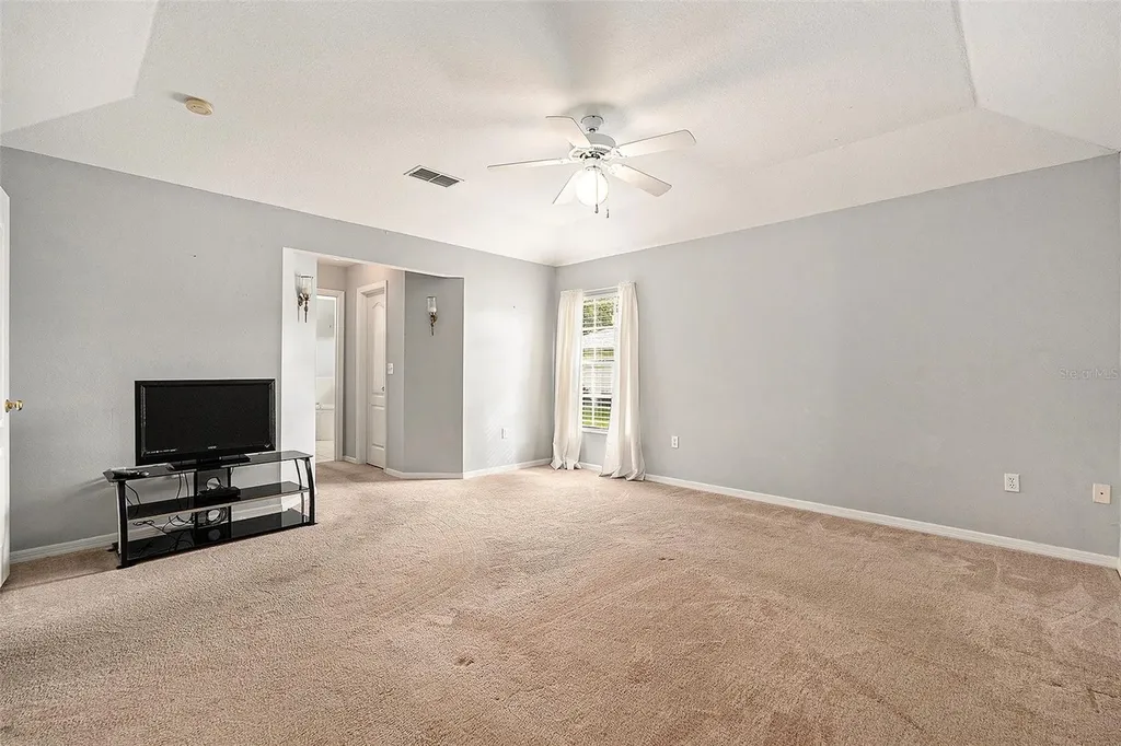 29418 Schinnecock Hills Lane San Antonio FL 33576