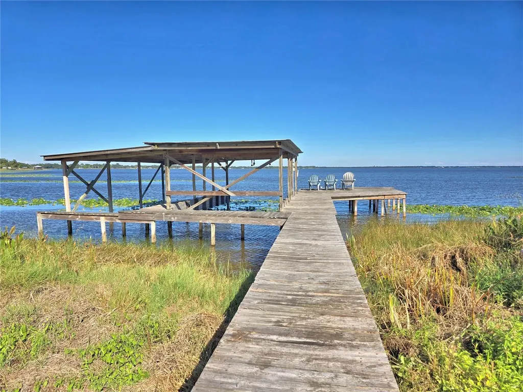 105 Maxcy Lane Frostproof FL 33843