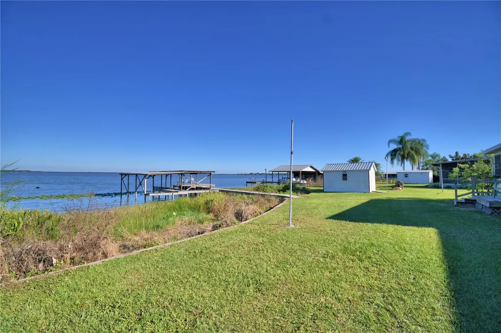 105 Maxcy Lane Frostproof FL 33843