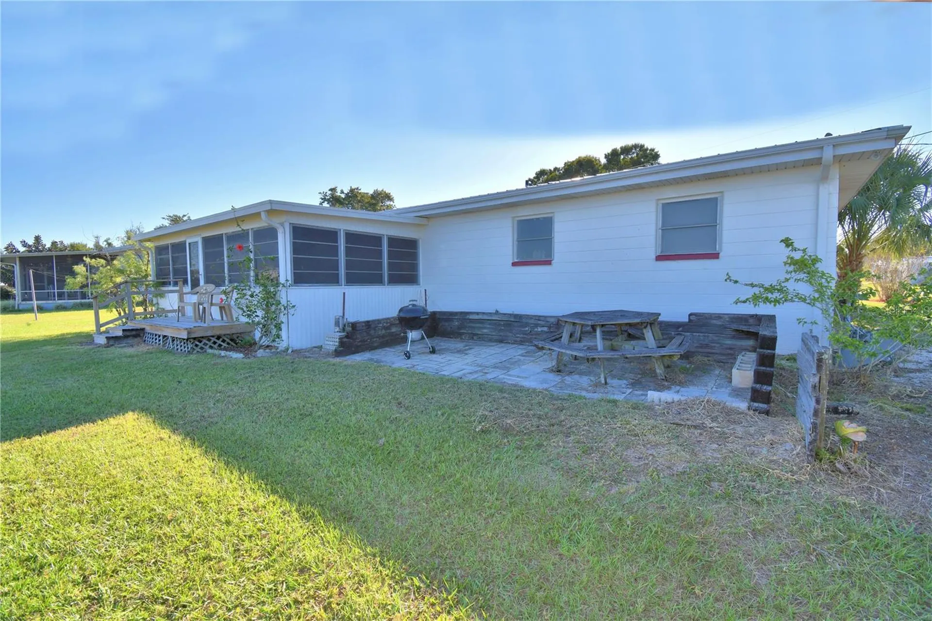 105 Maxcy Lane Frostproof FL 33843