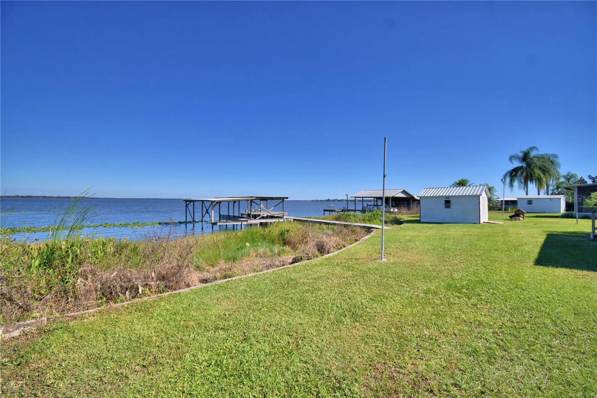 105 Maxcy Lane Frostproof FL 33843