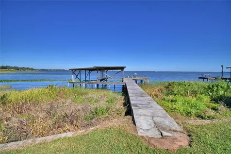 105 Maxcy Lane Frostproof FL 33843