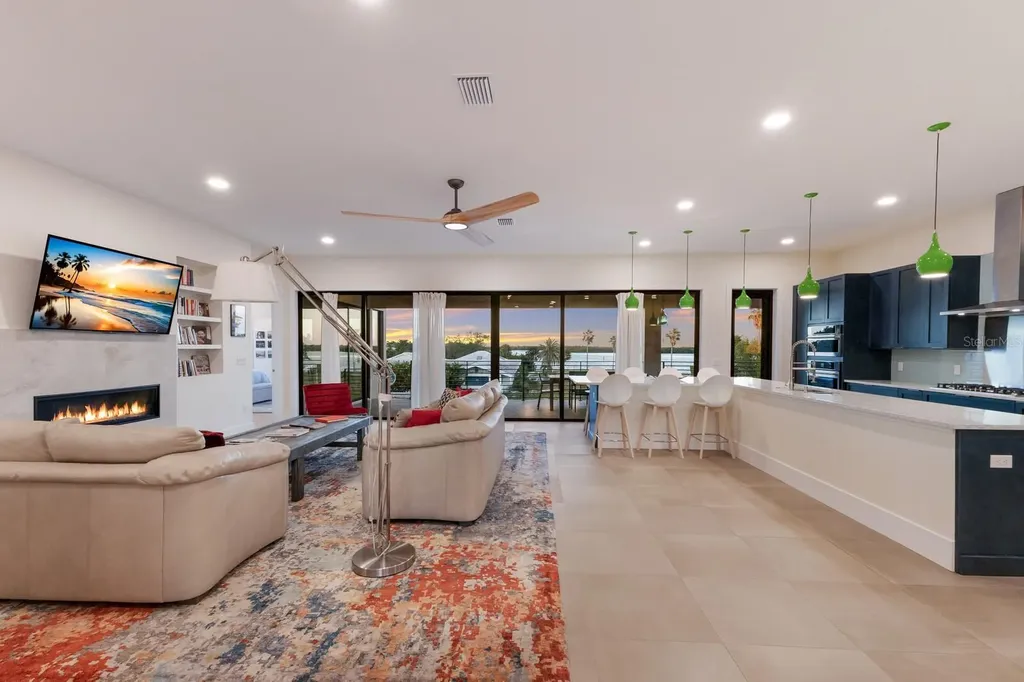 569 Rountree Drive Longboat Key FL 34228