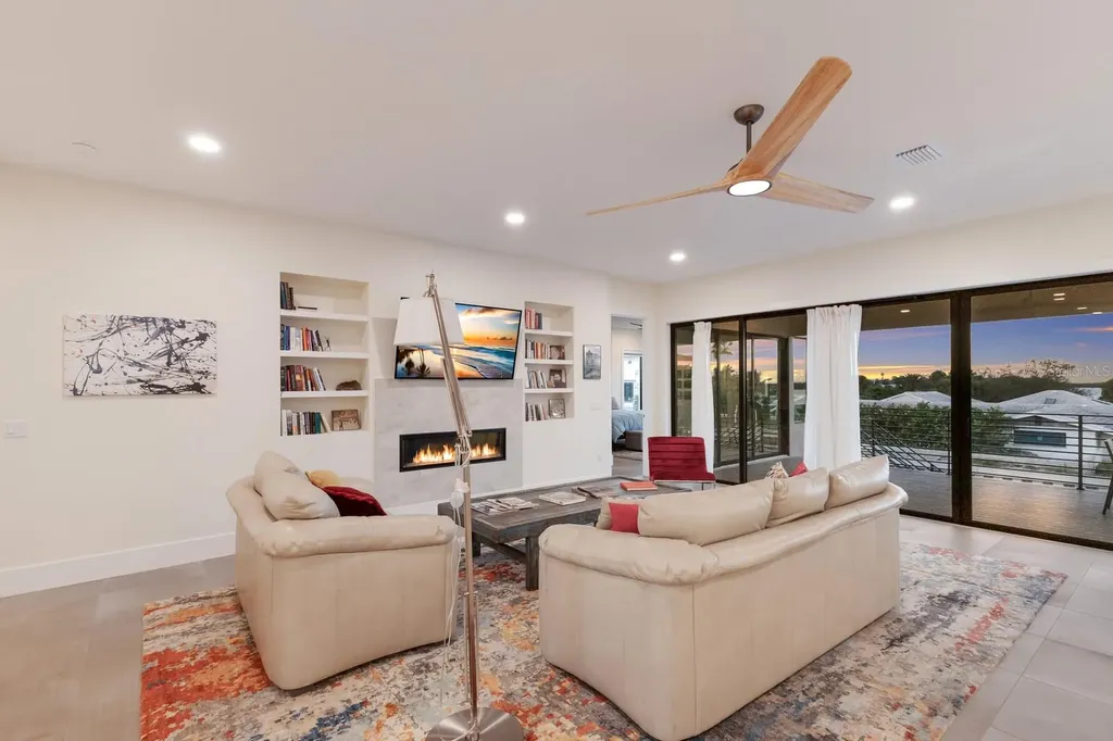 569 Rountree Drive Longboat Key FL 34228