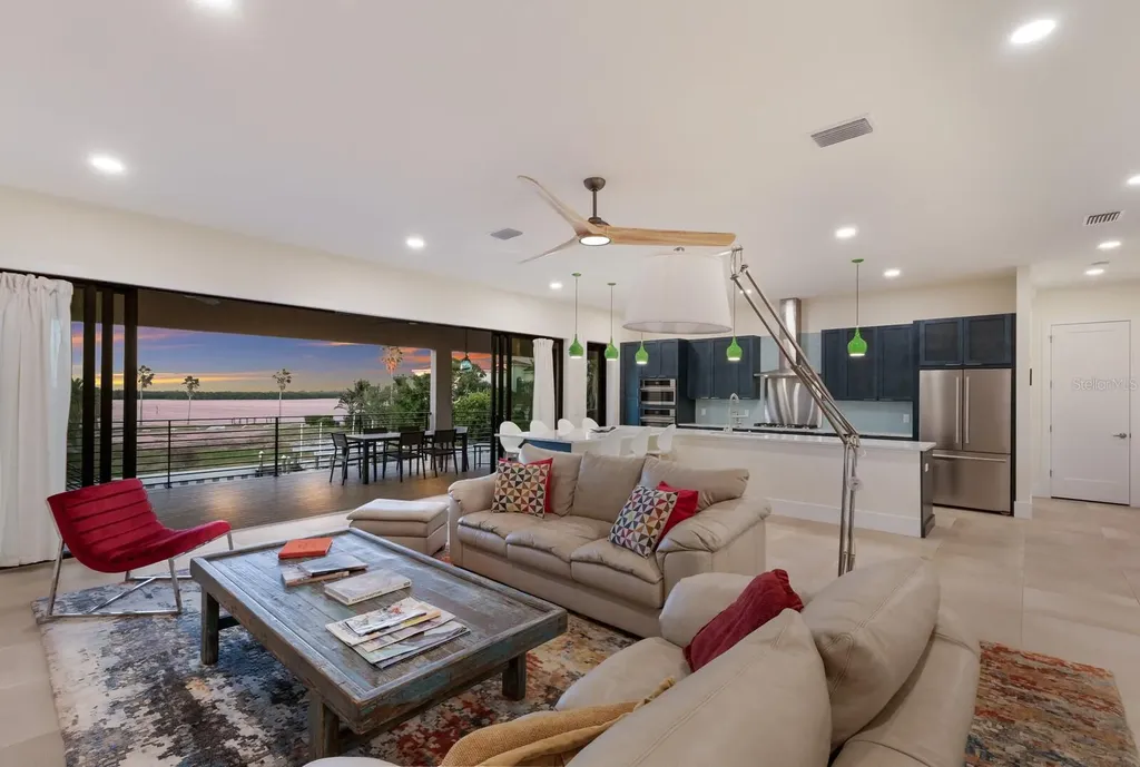 569 Rountree Drive Longboat Key FL 34228
